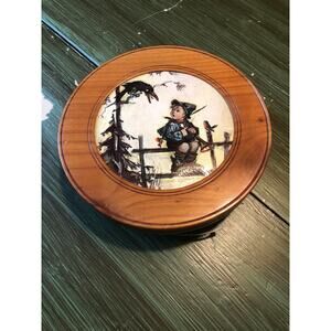 Reuge Vintage Round Pull String Music Box Plays Edelweiss